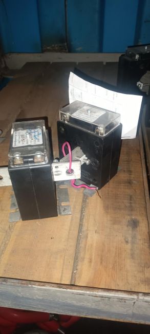 Трансформатор тока Т-0,66-300/5-1-0,5-У3