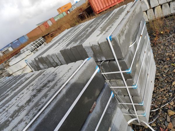 Камень бордюрный БР 100-30-18-8