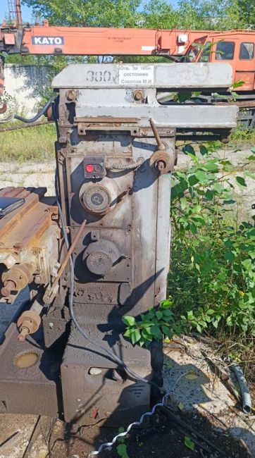 Станок фрезерный универсальный 675П