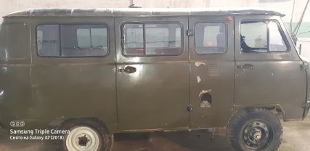 Автомобиль УАЗ 220621-01
