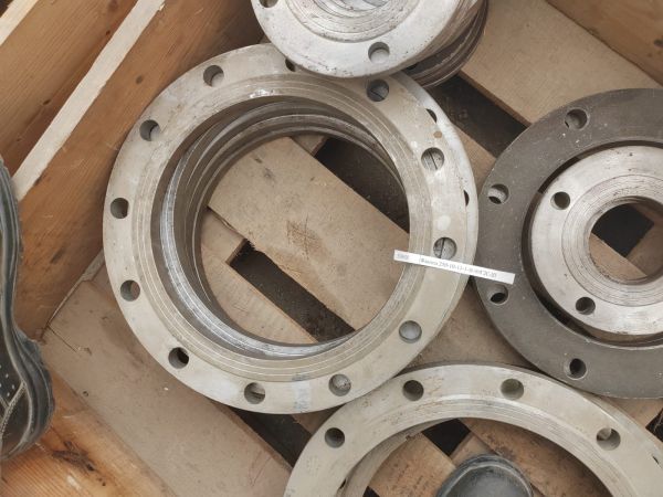 Фланец 250-10-11-1-В-09Г2С-III