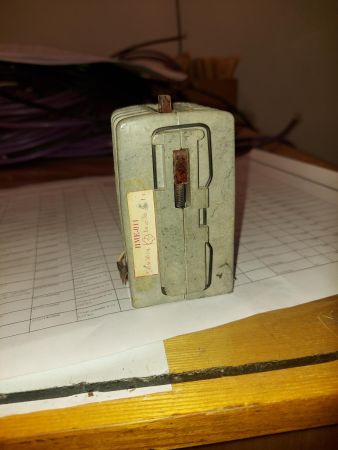 ПУСКАТЕЛЬ Э/МАГН.  ПМЕ-011 380В  б/у