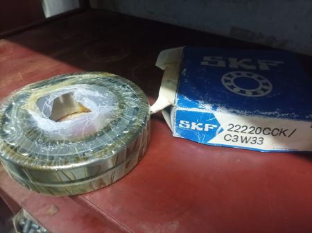 Подшипник 22220 CC/W33 (SKF)