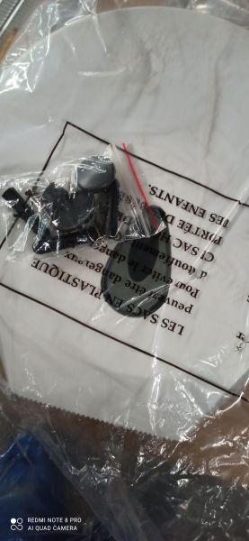 Диспенсер для бумажных полотенец