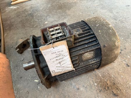 НПА_Электродвигатель KMR-160S4  15кВт  1450об/мин IM 3081 Б/У