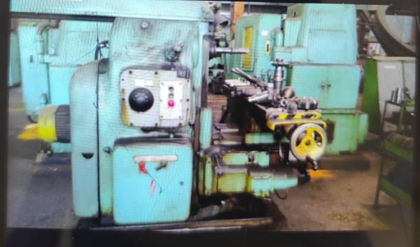 Станок вертикально-фрезерный ФУ-32