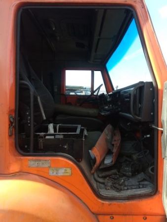 Самосвал Камаз 6520