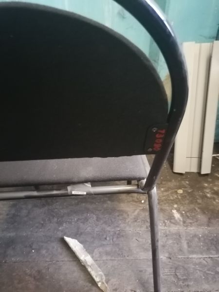 Стул полумягкий 