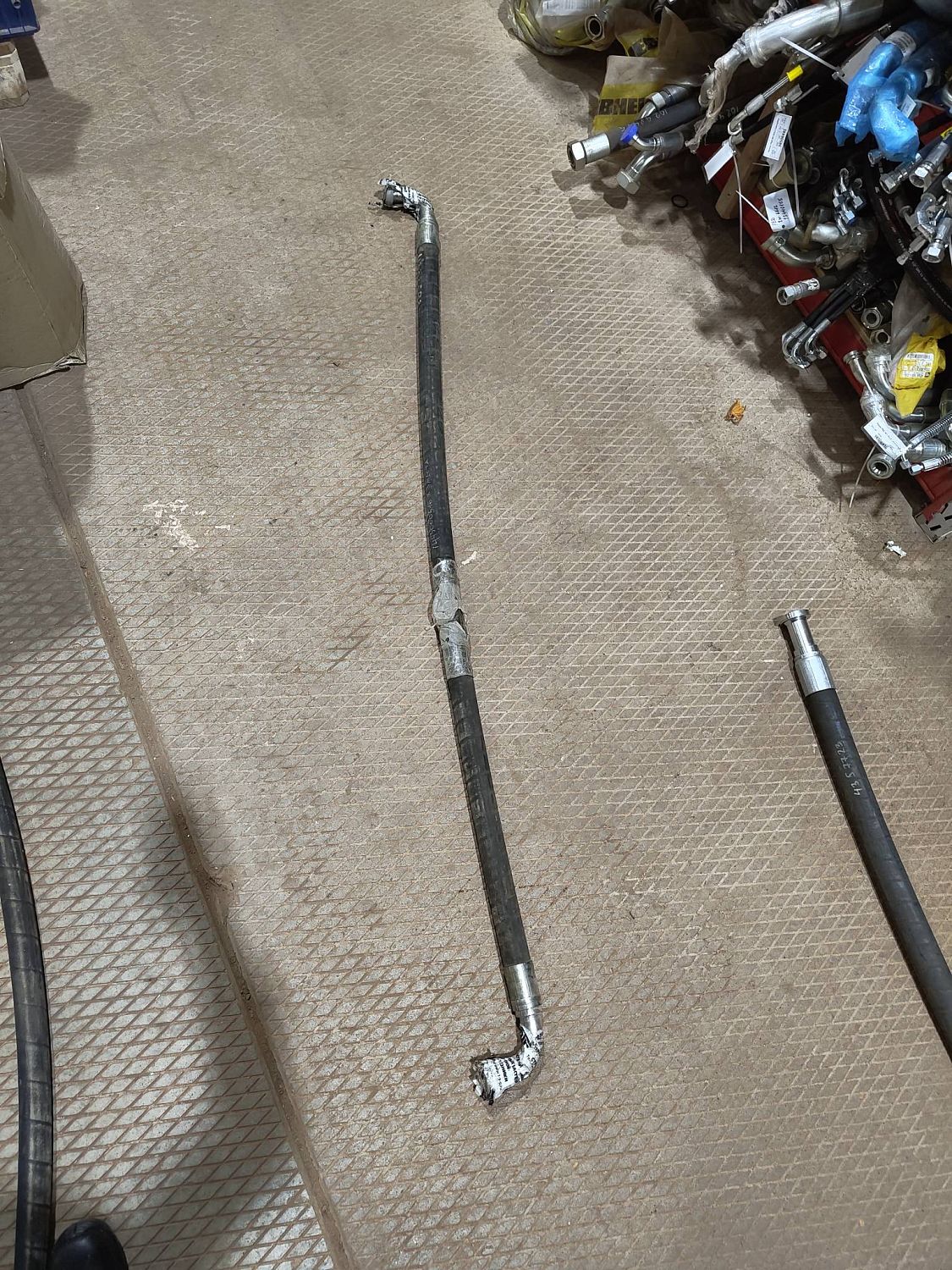 Шланг 4332593 Hitachi