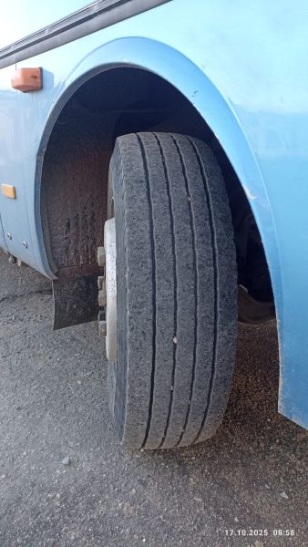 Пассажирский автобус YUTONG ZK6737D