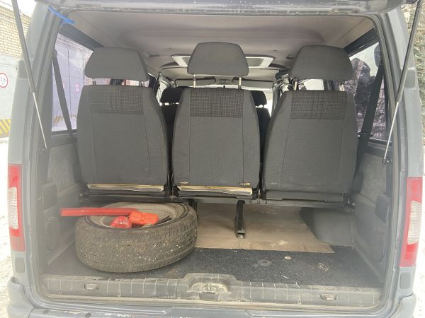 Цельнометаллический фургон ГАЗ-2217