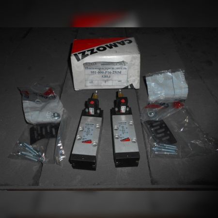 Пневмораспределитель 951-000-P16-23IM Camozzi