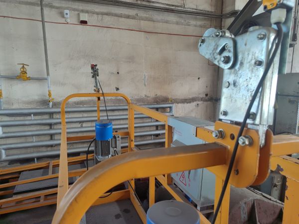 Фасадный подъемник серии ZLP-630