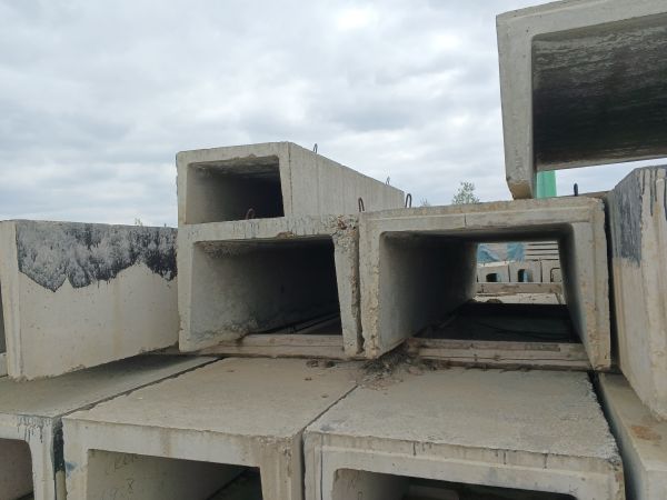 Лоток ж/б Л4-8 серия 3.006.1-2.87 вып.1