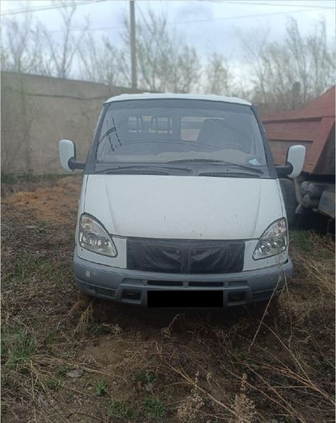 Автомобиль ГАЗ-330200