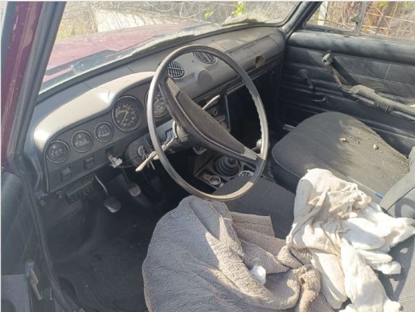 Автомобиль ВАЗ-2106