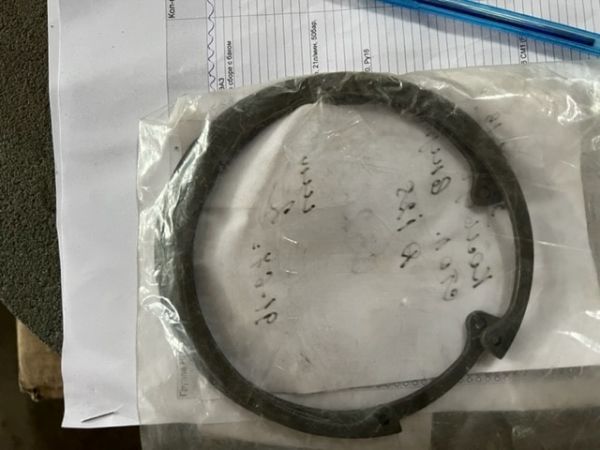 Кольцо стопорное внутреннее D125