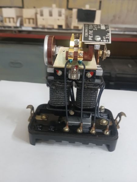 Реле максимального тока РТ 40 / 10УХЛ4Заднее присоединение шпилькой (2)