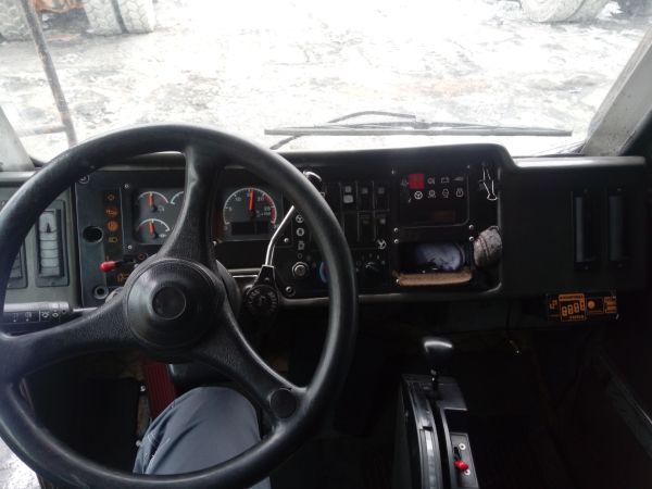 Cамосвал карьерный CAT 773D