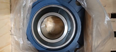 Подшипник UC 324