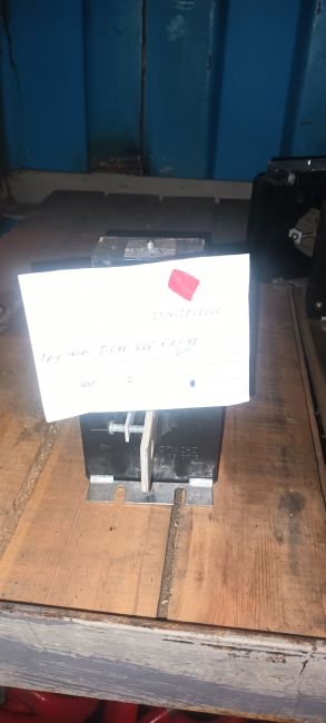 Трансформатор тока Т-0,66-300/5-1-0,5-У3