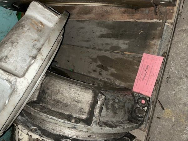 Маслоуловитель(наружный) б/у