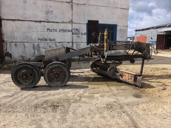 Прицепной грейдер СД-105А