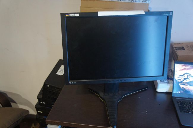 Монитор 22" ViewSonic VA2232W (LCD, Wide, 1680*1050, +DVI)