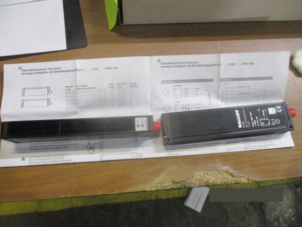Решетка световая BLG 1-015-210-050-PV01-SX Balluff
