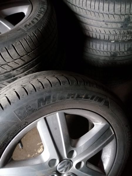 Автошина 235/55 R17 шип Michelin б/у