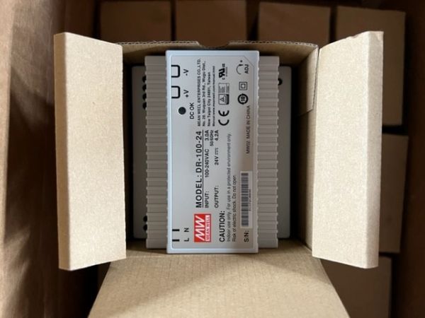 Блок питания  Meanwell DR-100-24