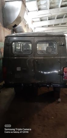 Автомобиль УАЗ 220621-01