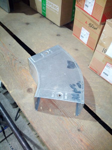 Угол CPO 45 горизонтальный 45° 150х100 в комплекте с крепежными элементами и соединительными пластинами (арт. 36102K)