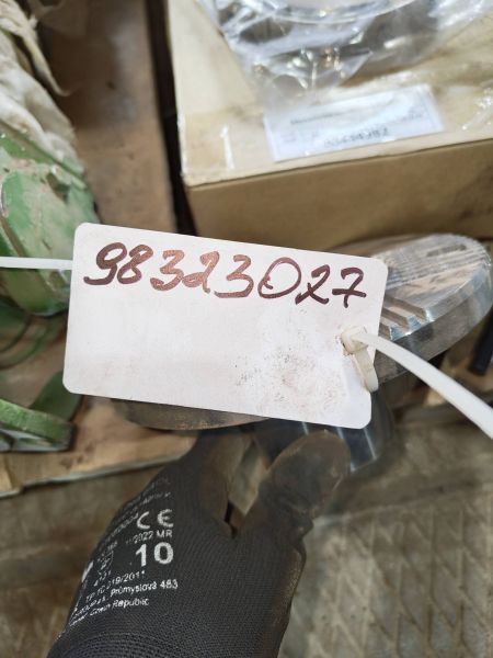 Фланец карданного вала 236-1701240-10