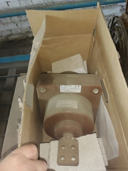 Трансформатор тока ТПЛ-СЭЩ-10 5Р/5Р-15/15-1500/5 40 кА У2