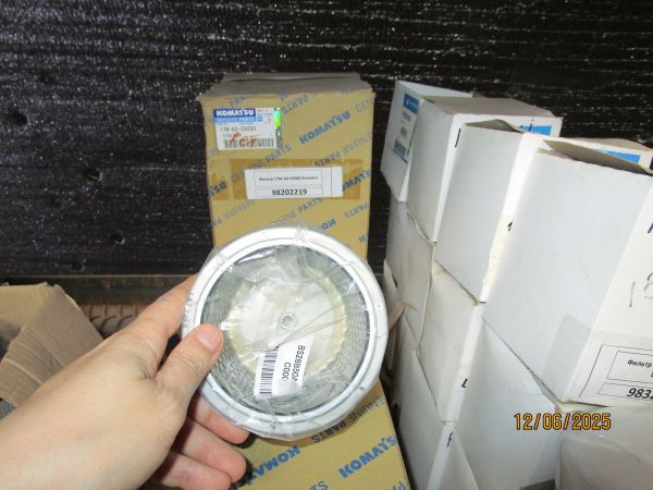 Фильтр 17M-60-59280 Komatsu