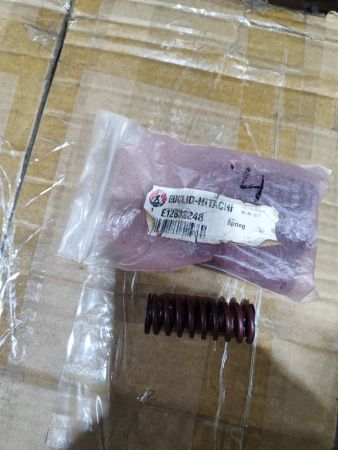 Пружина Е12632248 Hitachi