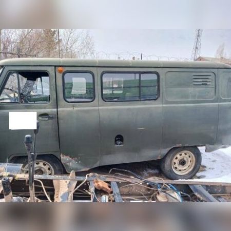 Автомобиль на ходу. 