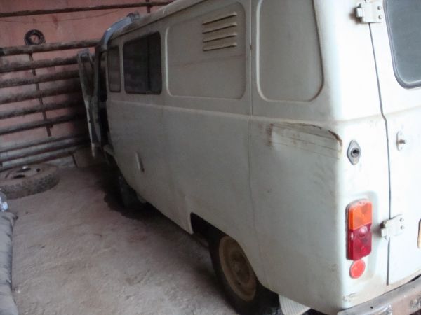 А\МАШИНА УАЗ-3909