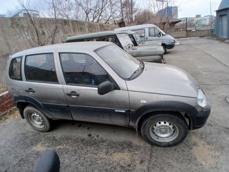 Транспортное средство  (СНЕVROLET NIVA 212300-55)