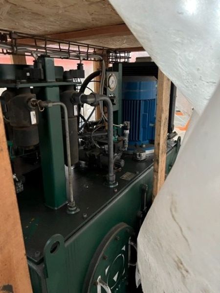 Гидростанция CTR-KV-B0759/2176 (бак 390л, 116л/мин, 35бар, 21л/мин, 50бар, 9,2кВт, 1450об/ми