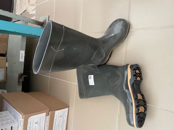 Сапоги с защитным металл. подноском, летние, ПВХ, ткан.подклад, МБС, КЩС, высота голенища 32-40 см, подошва- плотный ПВХ, р.37, ТР ТС 019/2011