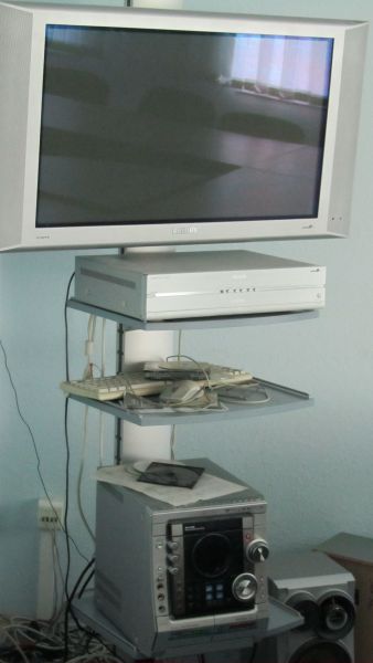 Стойка SMS C/F 3000 муз.центр с двумя колонками SAMSUNG MAX-K-J650 микрофон АН 59-01198В