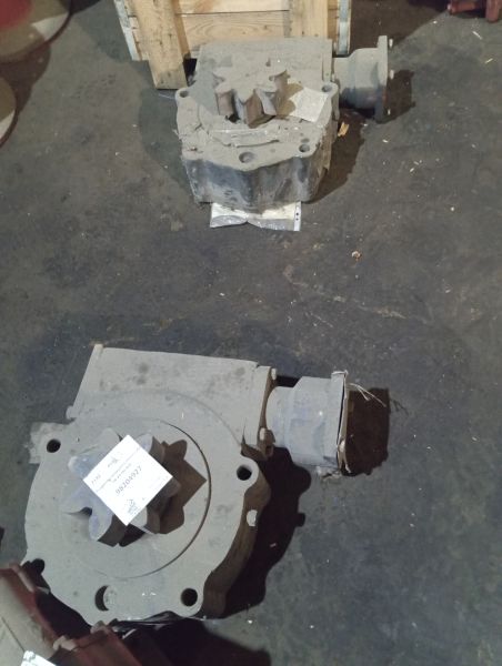 Редуктор поворота отвала ДЗ-98.29.00.000