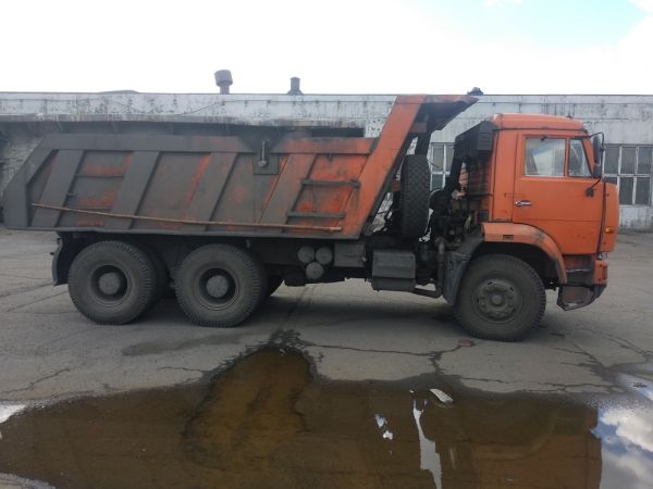 Самосвал Камаз 6520