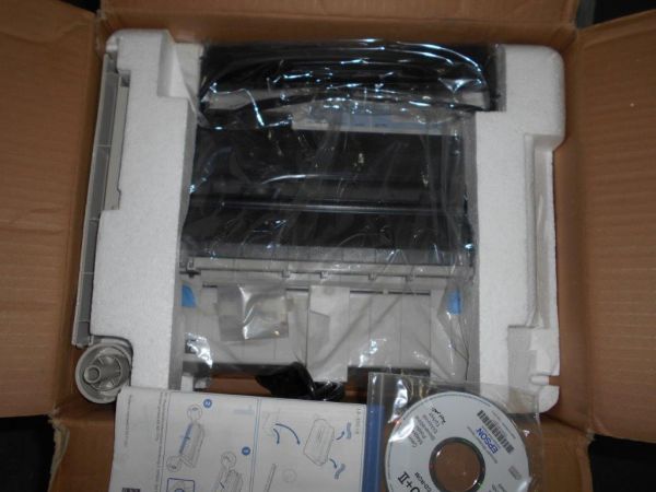 Принтер матричный Epson LX 300 Принтер матричный Epson LX 300