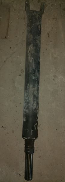 Вал карданный а/м ГАЗ-3308 (640,933 мм) Вал карданный а/м ГАЗ-3308 (640,933 мм)