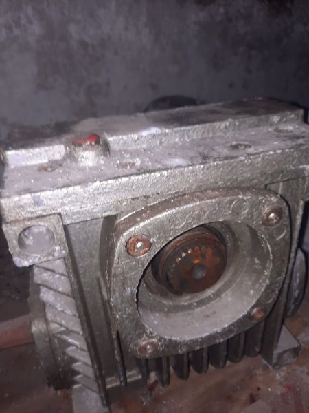 Редуктор  2Ч80-25-52ЦЦ 