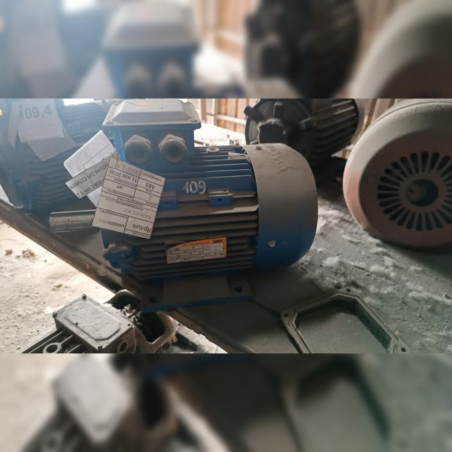 Двигатель_4АМ 112 М2