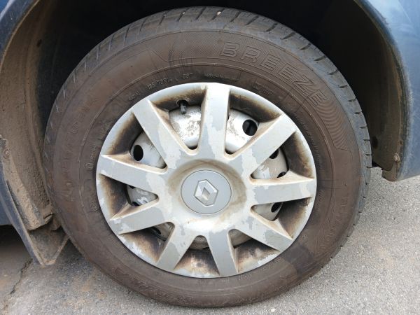 Транспортное средство (RENAULT SR) 